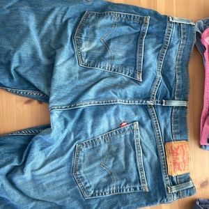 Fairly worn men’s Levi jeans